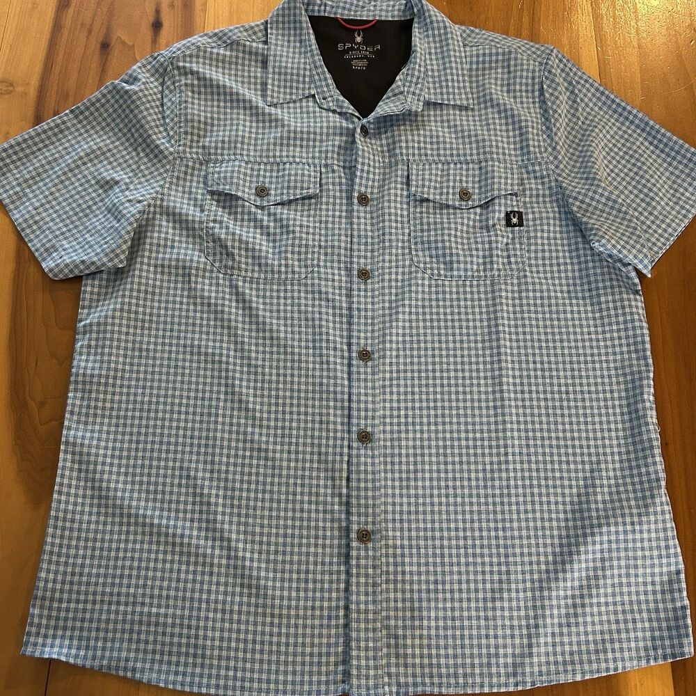 Spyder Men’s Button Up. Large. Blue Plaid. Short Sleeve. Lightweight Casual